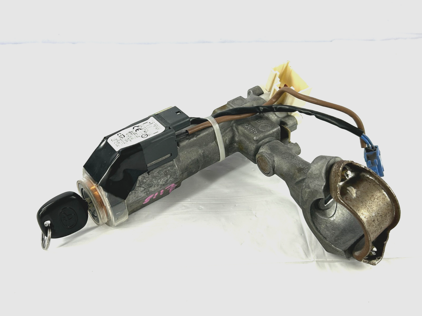 2003-2009 Toyota 4Runner Ignition Switch Lock Cylinder Assembly OEM 45280-35390