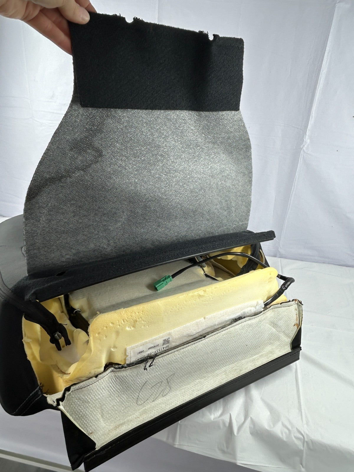 2019-2024 Subaru Forester Front Right Seat Upper Back Cushion OEM 64150SJ081QA