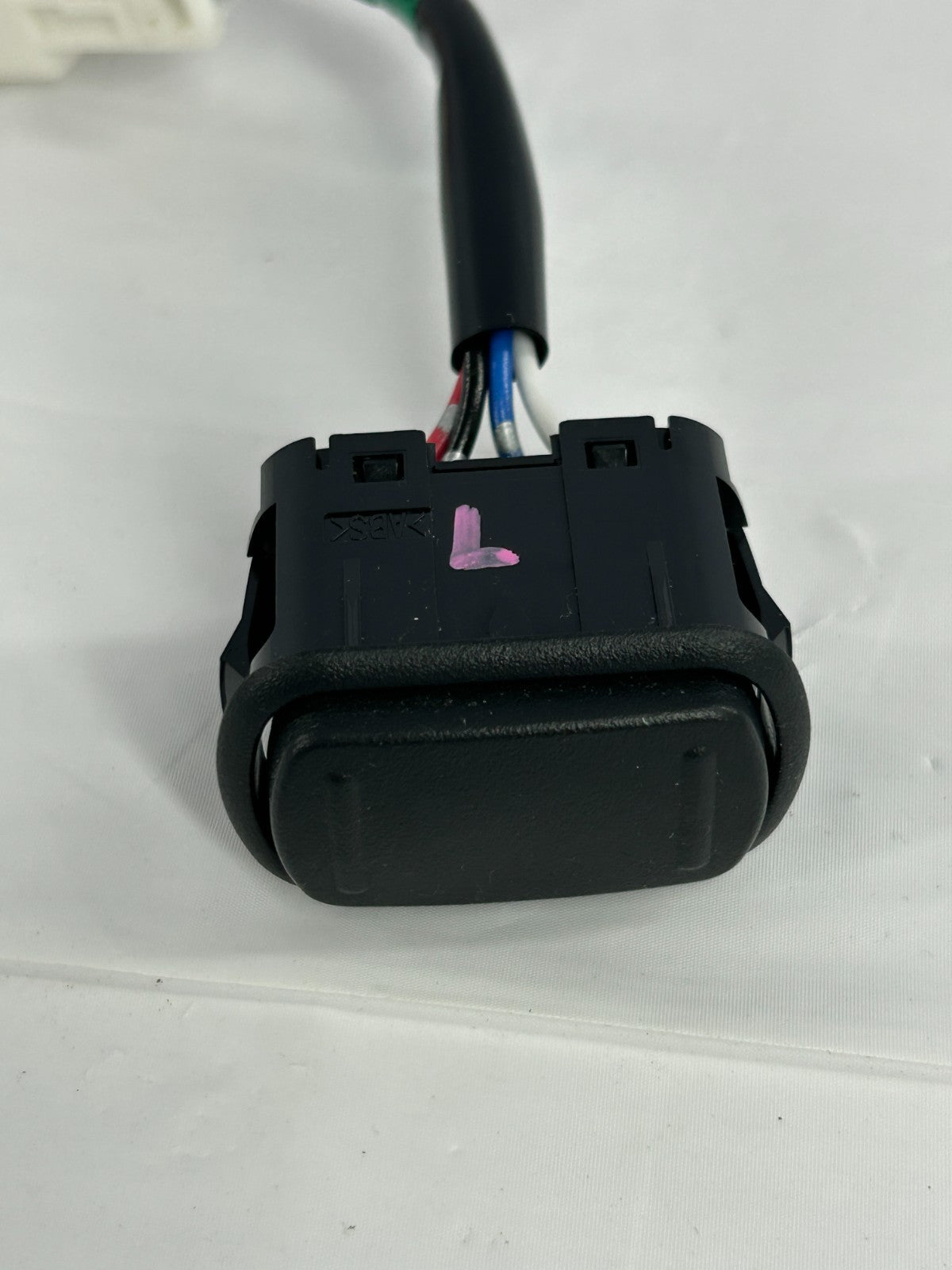 15-19 Subaru Outback Front Left Side Seat Lumbar Control Switch OEM 64176AL00AJC