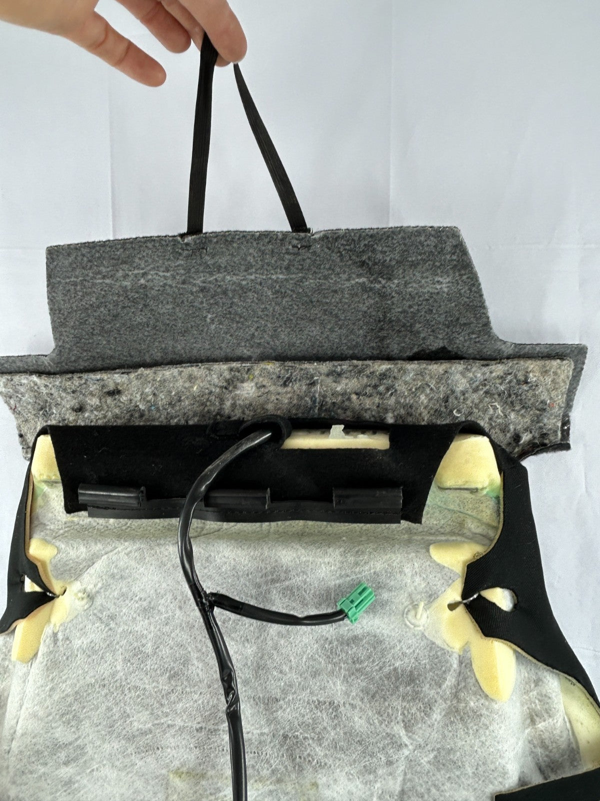 2015 Subaru Outback Front Right Passenger Seat Lower Cushion OEM 64140AL02AVH