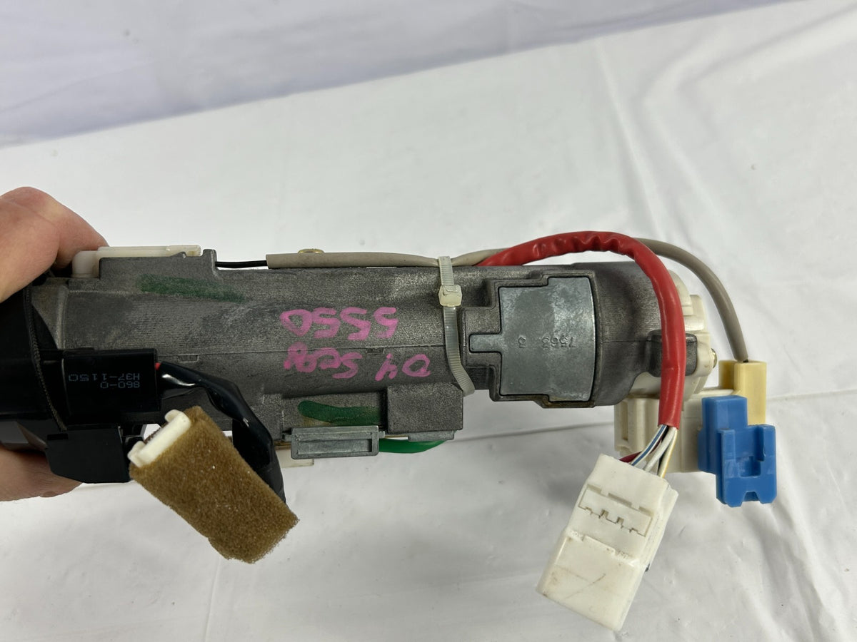 2001-2007 Toyota Sequoia Ignition Lock Cylinder Switch with Key OEM 89783-34020