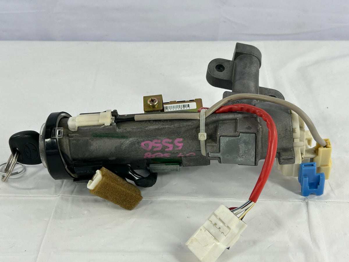 2001-2007 Toyota Sequoia Ignition Lock Cylinder Switch with Key OEM 89783-34020
