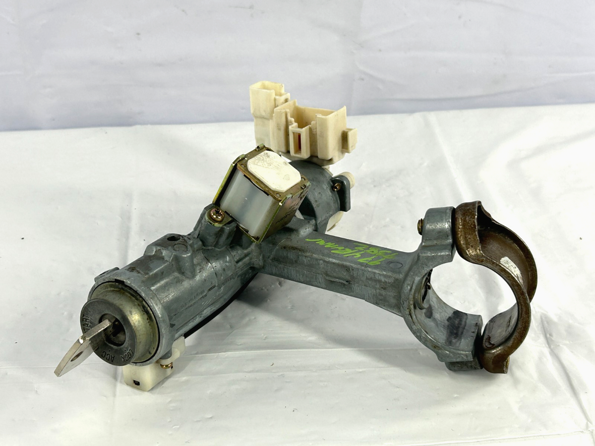 1996-2002 Toyota 4Runner Ignition Switch Lock Cylinder & Key OEM 45280-35320