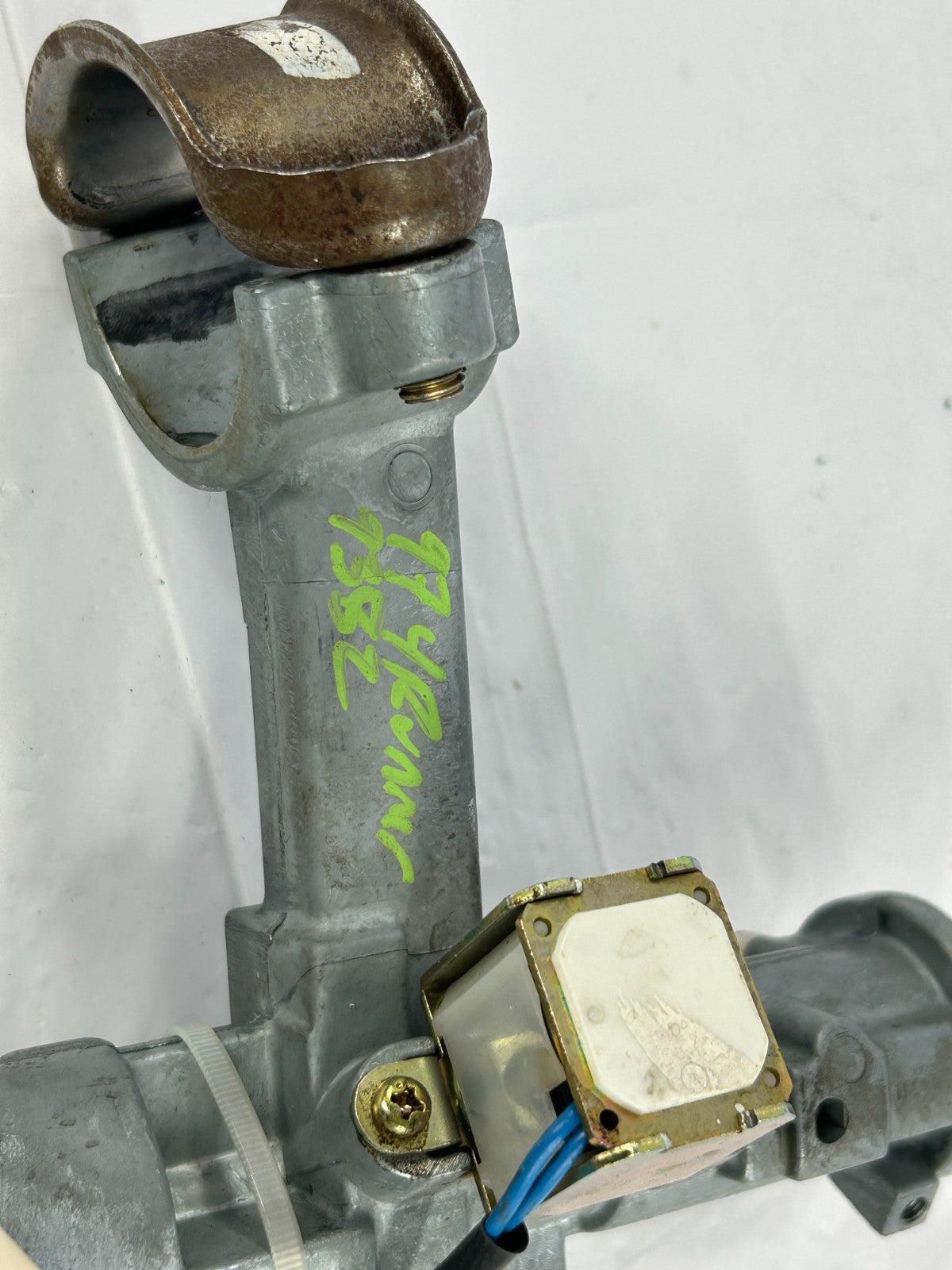 1996-2002 Toyota 4Runner Ignition Switch Lock Cylinder & Key OEM 45280-35320