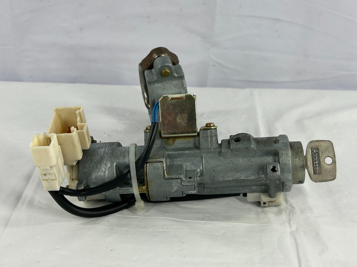 1996-2002 Toyota 4Runner Ignition Switch Lock Cylinder & Key OEM 45280-35320