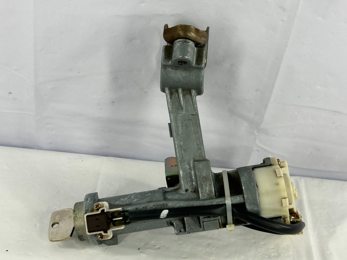 1996-2002 Toyota 4Runner Ignition Switch Lock Cylinder & Key OEM 45280-35320