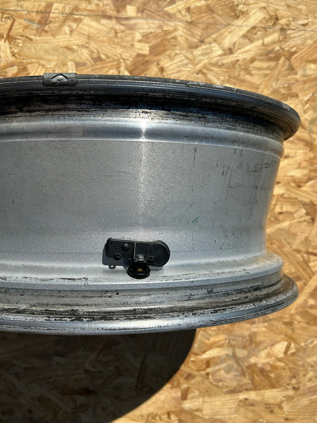 2015-2019 Subaru Outback Legacy Wheel Rim 17x7" Factory OEM 68824 28111AL02A