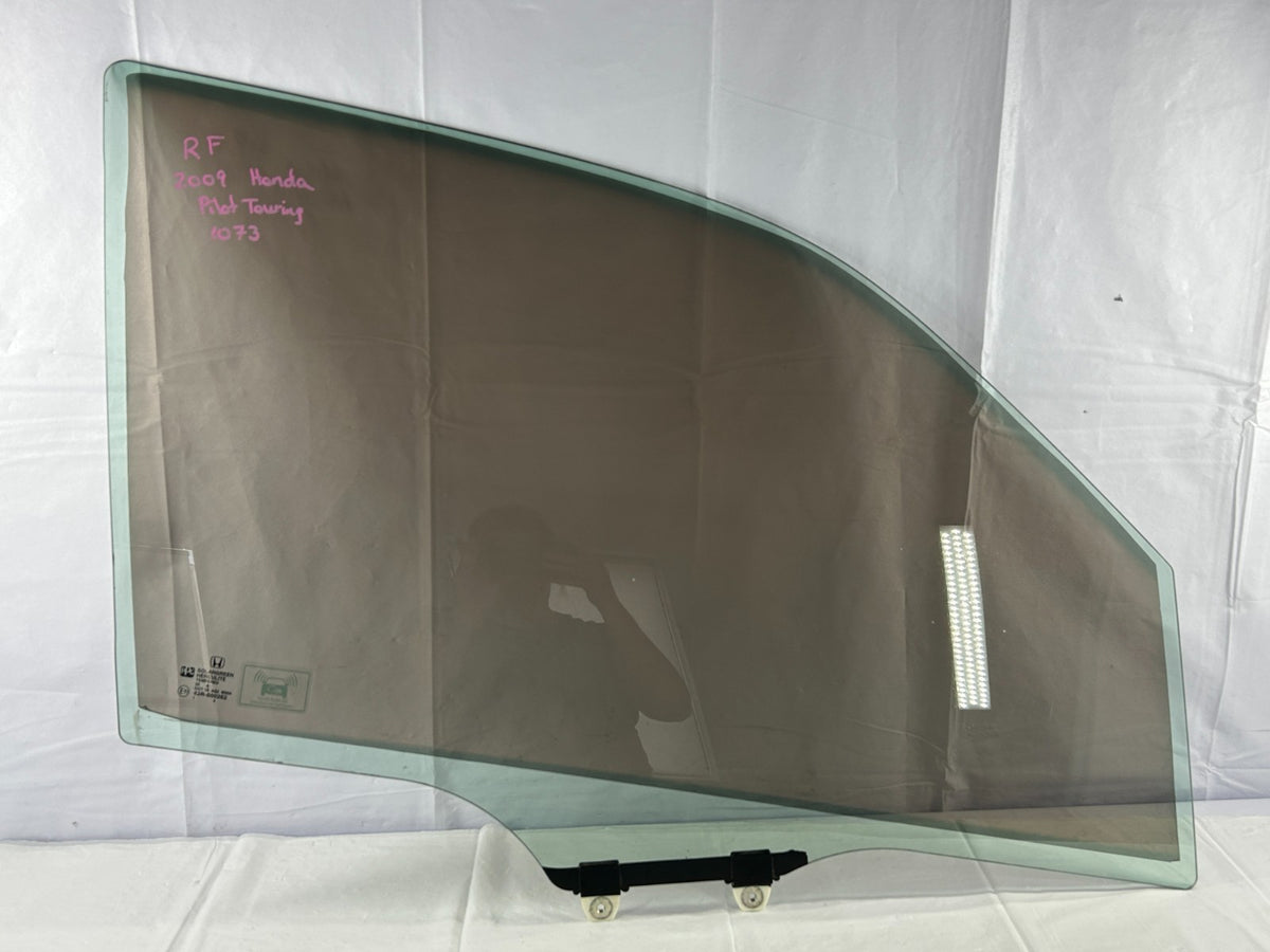 09-11 Honda Pilot Front Right Passenger Side Door Window Glass OEM 73300-SZA-A10