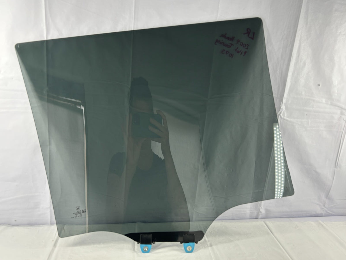 2009-2015 Honda Pilot Rear Left Driver Side Door Window Glass OEM 73450-SZA-A10