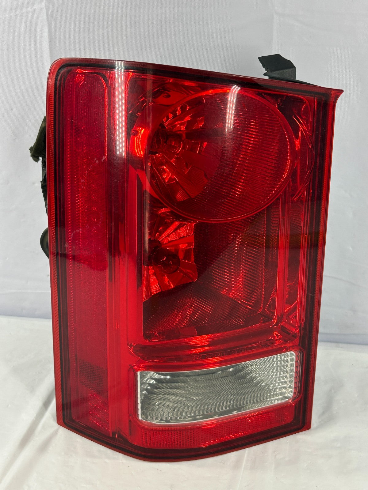 2009-2015 Honda Pilot Driver Left Side Taillight Assembly OEM 33500-SZA-A02