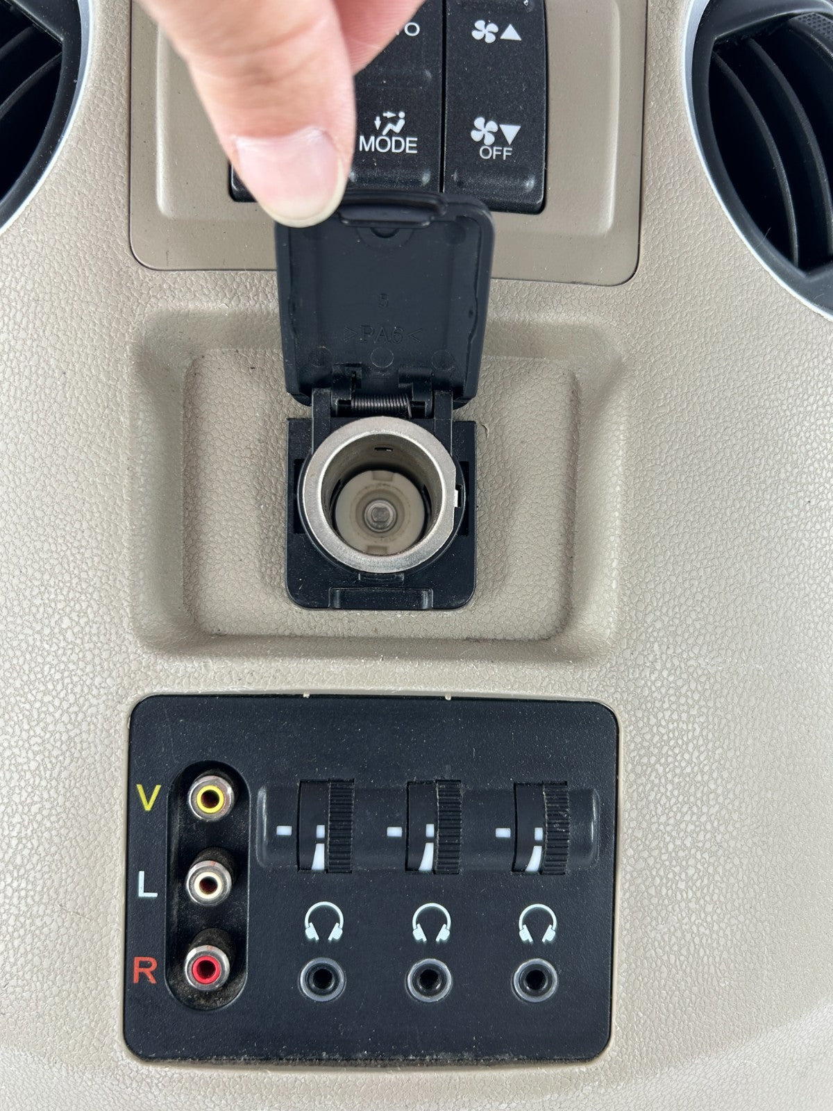 09-15 Honda Pilot Rear Center Console Trim Cover Vent Bezel OEM 83419SZAA01ZD
