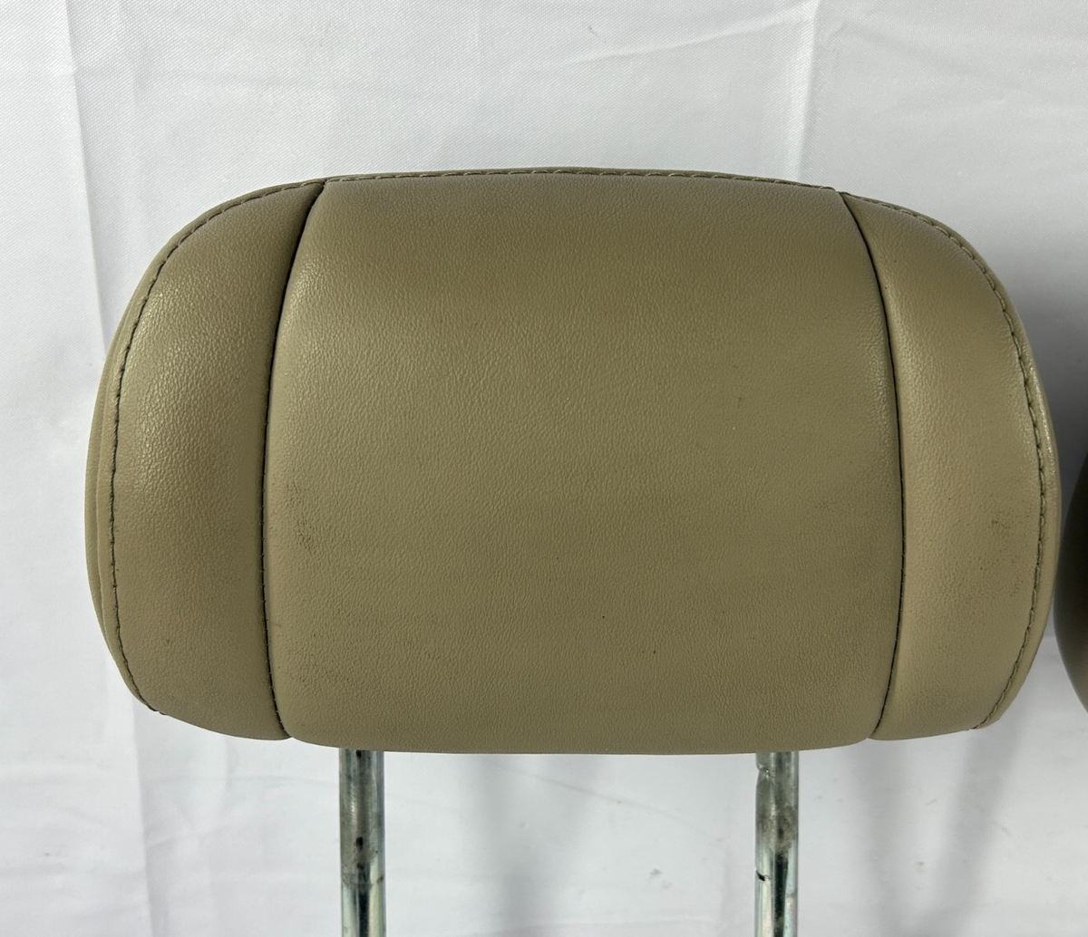 09-11 Honda Pilot Rear Left & Right Second Row Headrest Pair OEM 82140-SZA-A41ZD