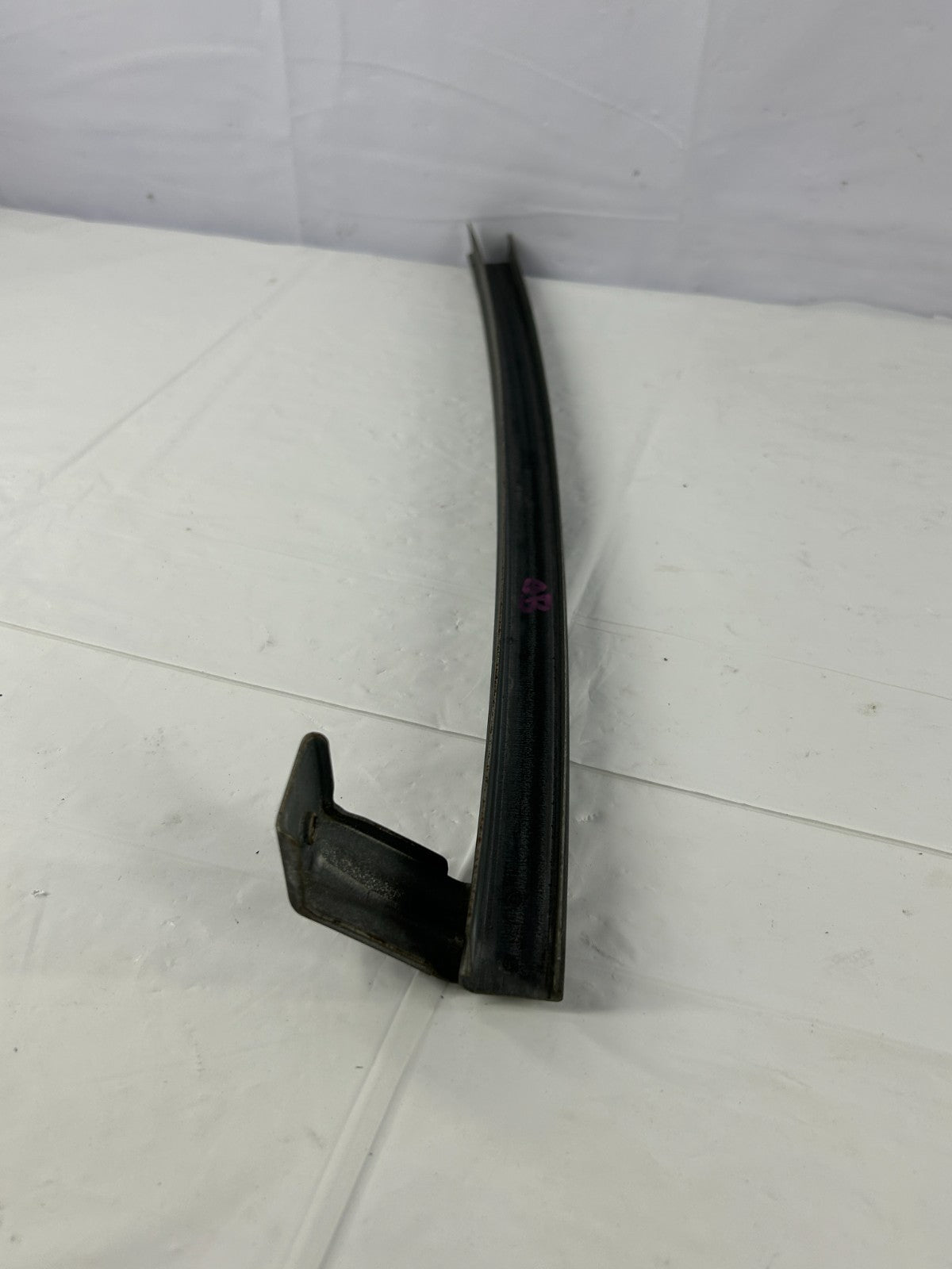 09-15 Honda Pilot Front Left Door Window Guide Sash Channel OEM 72270-SZA-A01