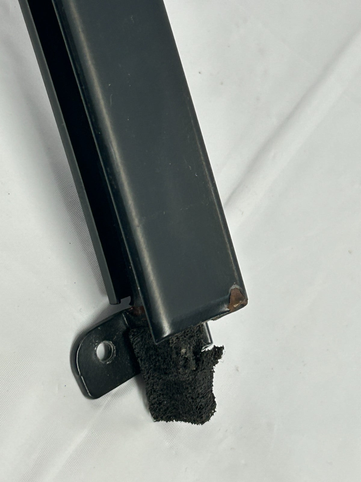 2009-2015 Honda Pilot Rear Left Door Window Lower Sash Channel OEM 72770-SZA-A01