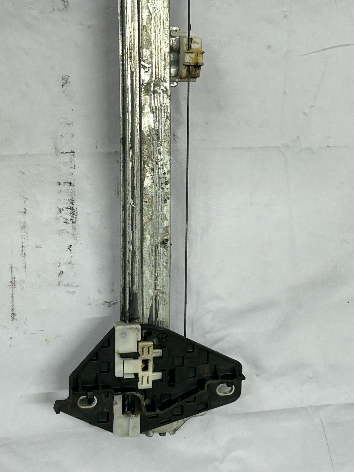 09-15 Honda Pilot Front Left Door Window Regulator with Motor OEM 72250-SZA-A02