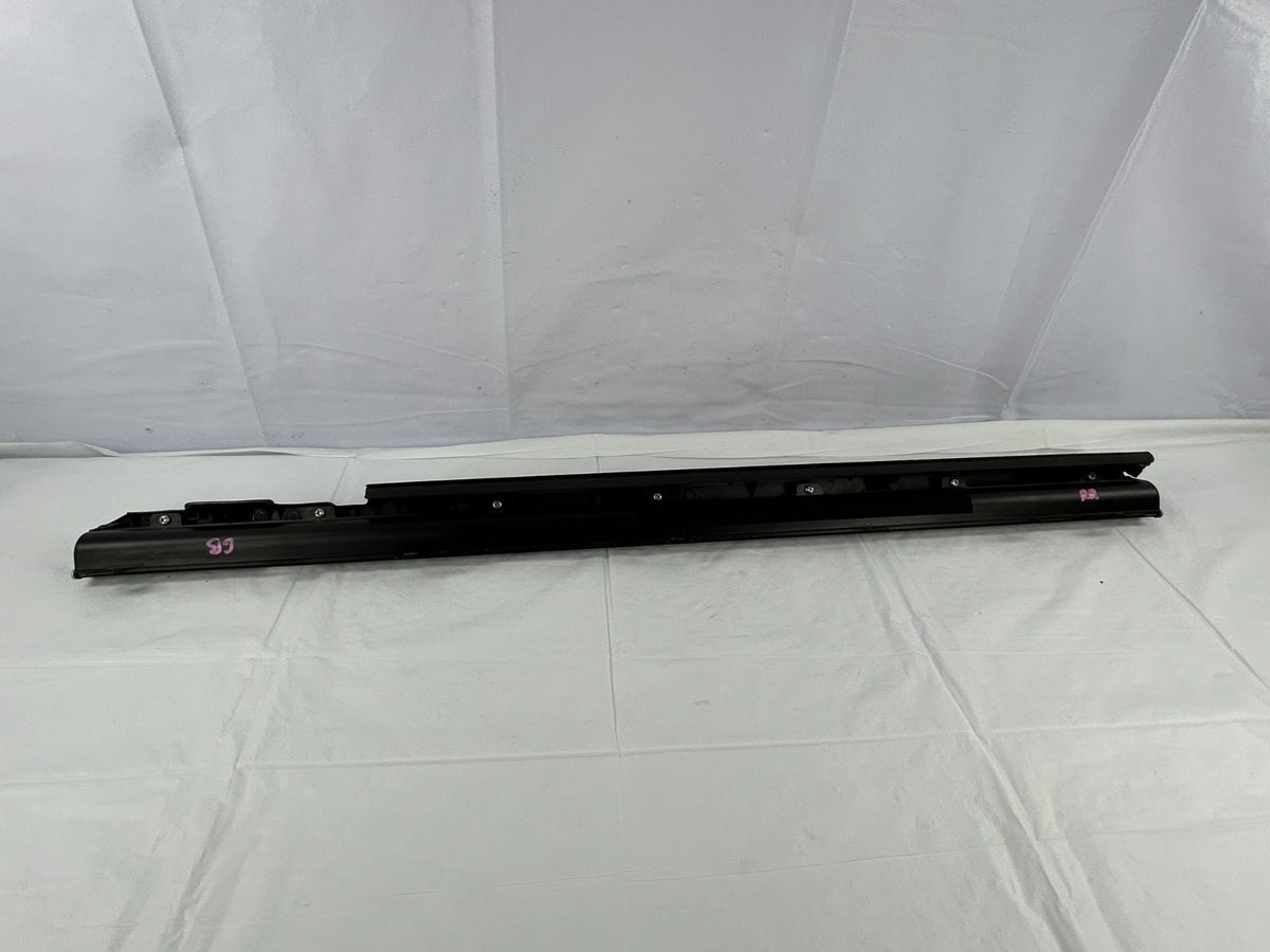 2009-2015 Honda Pilot Rear Right Door Window Blind Sunshade OEM 83731-SZA-A21ZA