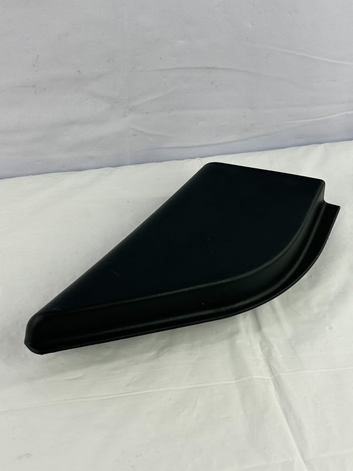 09-15 Honda Pilot Front Right Inner Door Mirror Corner Trim OEM 76220-SZA-A00ZA