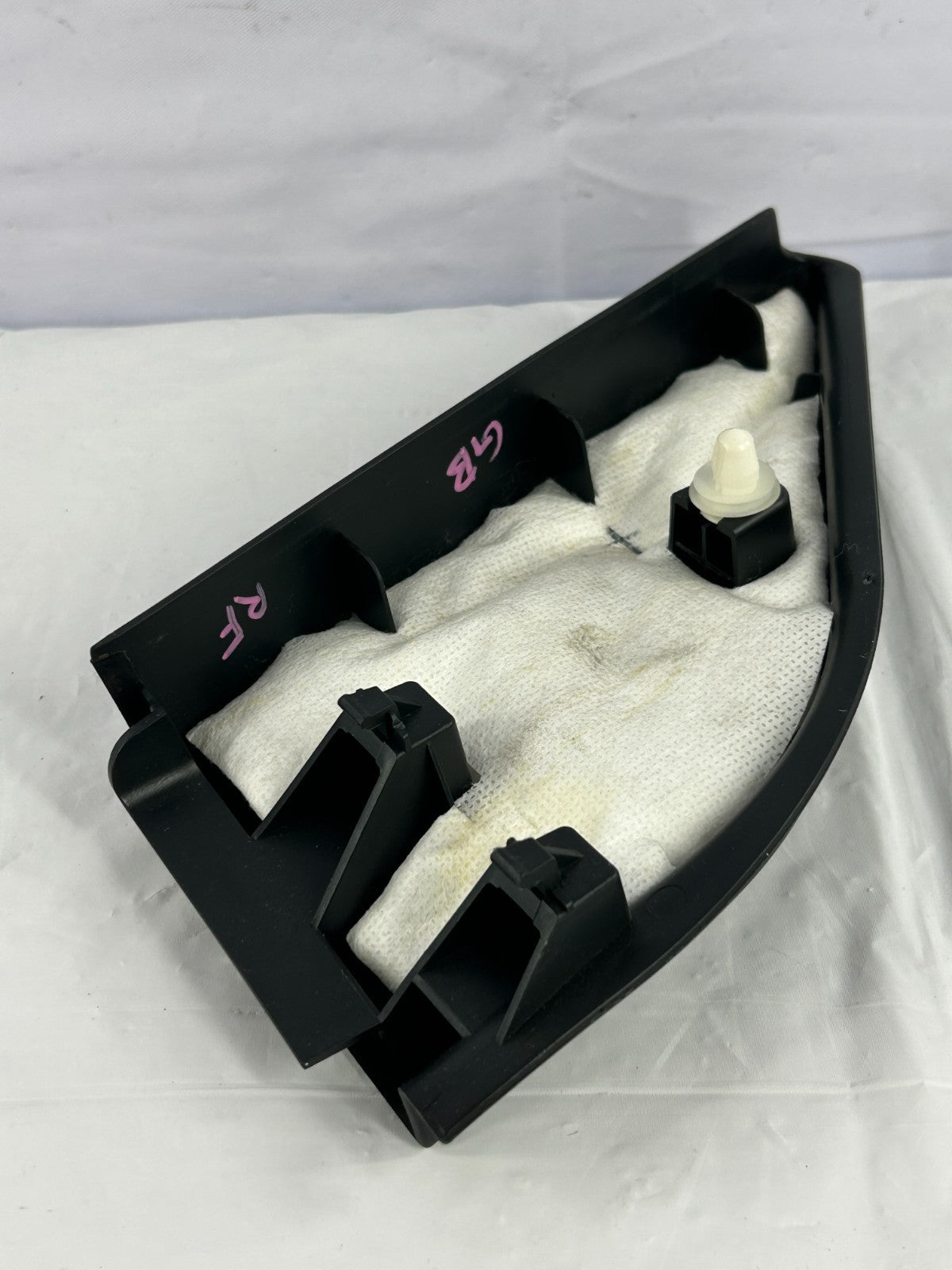 09-15 Honda Pilot Front Right Inner Door Mirror Corner Trim OEM 76220-SZA-A00ZA
