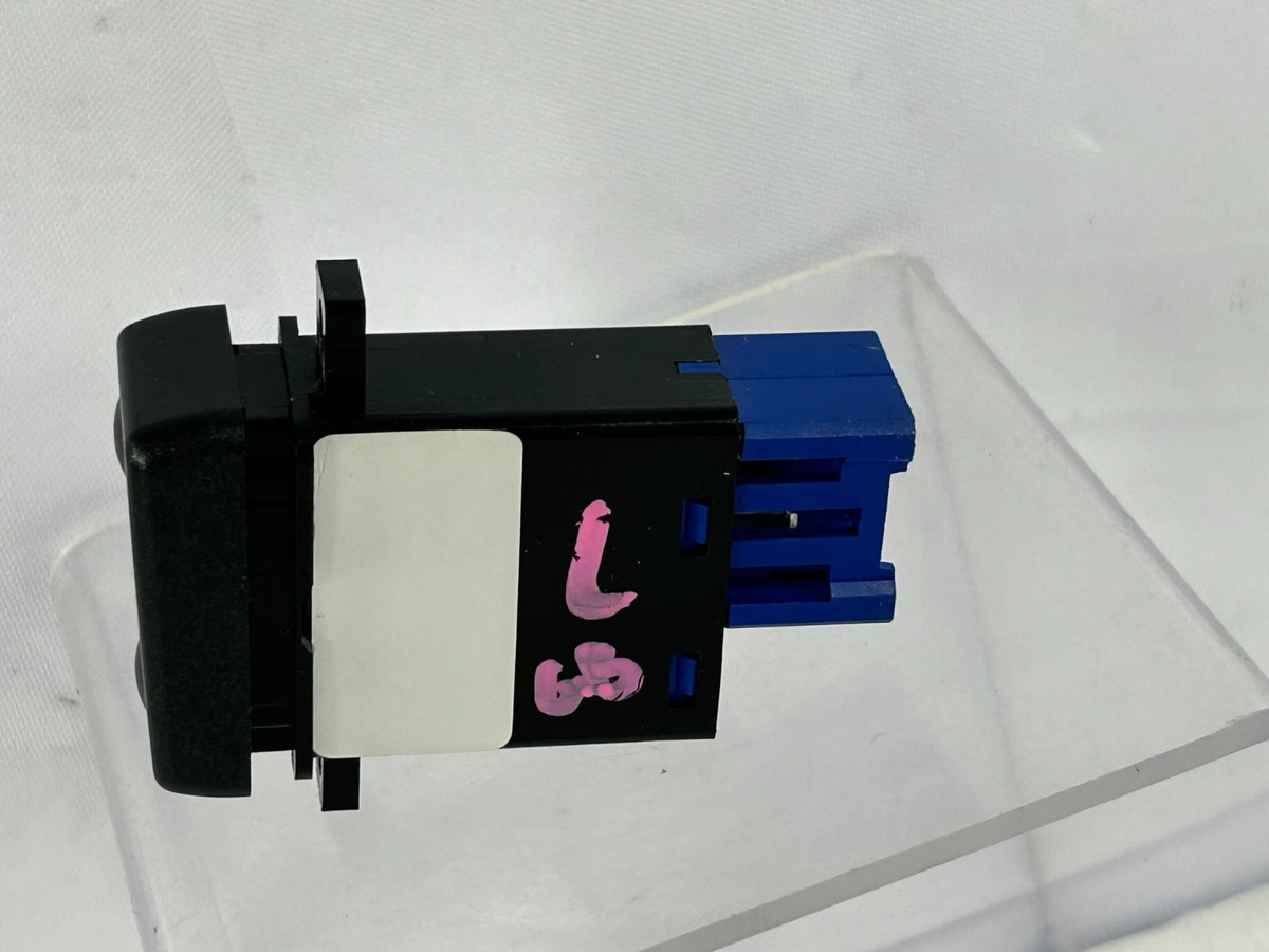 2009-2011 Honda Pilot Left Driver Side Seat Heater Switch OEM 35650-SZA-A01ZA