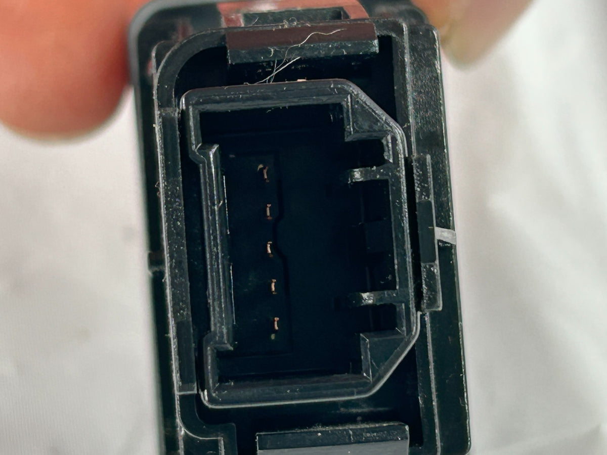 09-11 Honda Pilot VSA OFF Stability Control Switch Button OEM 35300-SZA-A01ZA