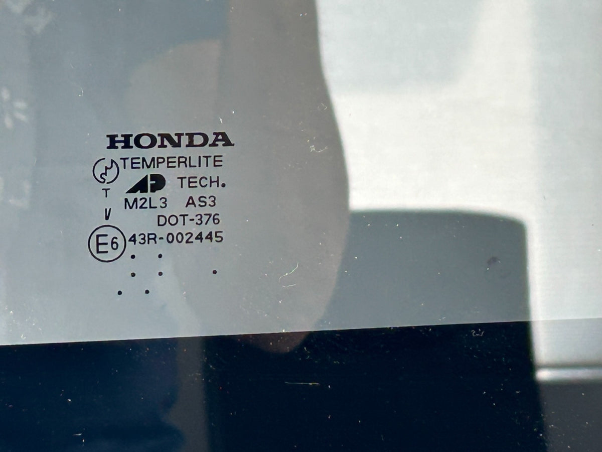 2003-2008 Honda Element  Roof Sunroof Moonroof Glass Assembly OEM 85600-SCV-A01