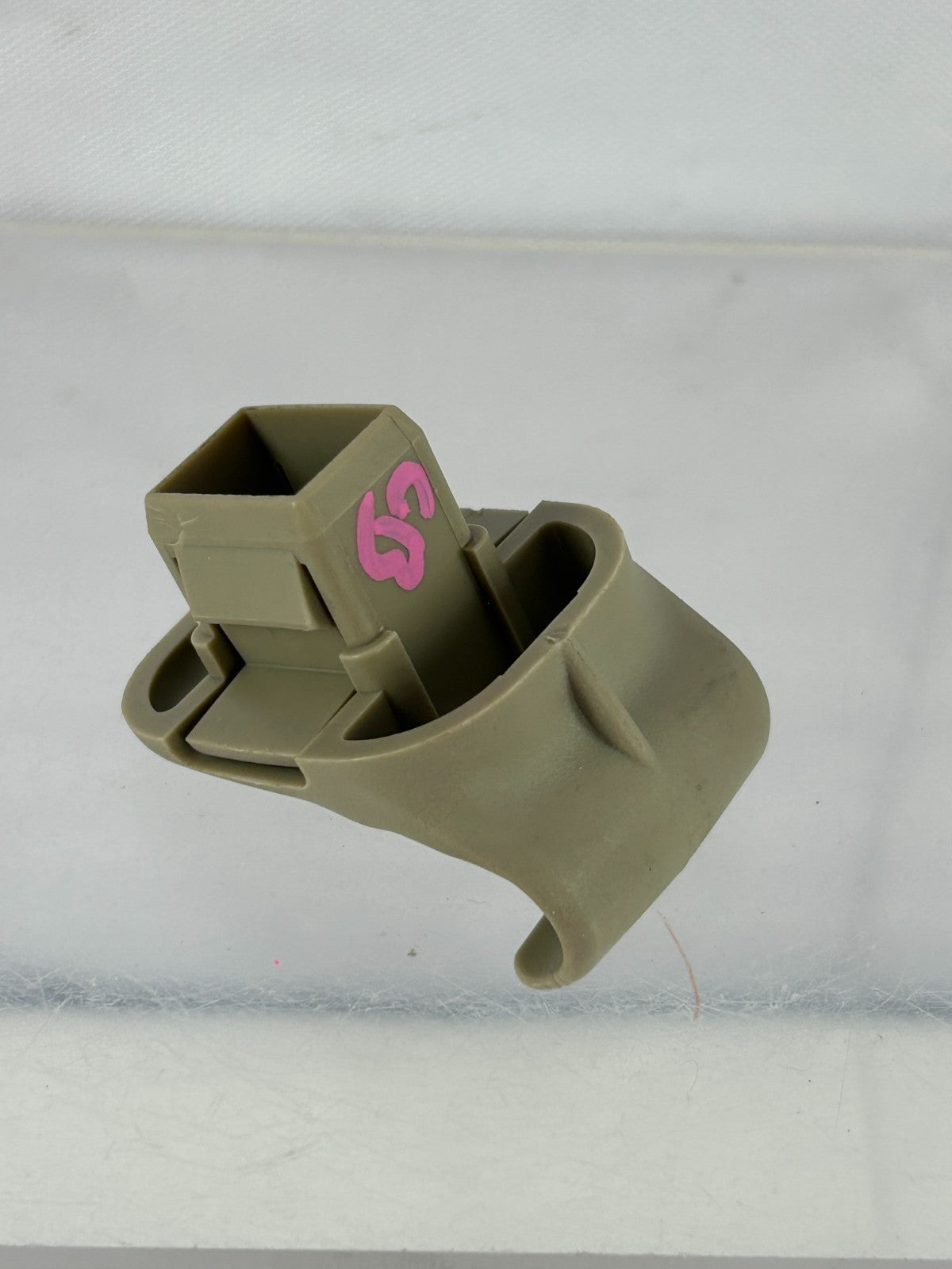 2007-2015 Mazda CX-9 Sun Visor Holder Support Clip Beige OEM LC62-69-261B-34