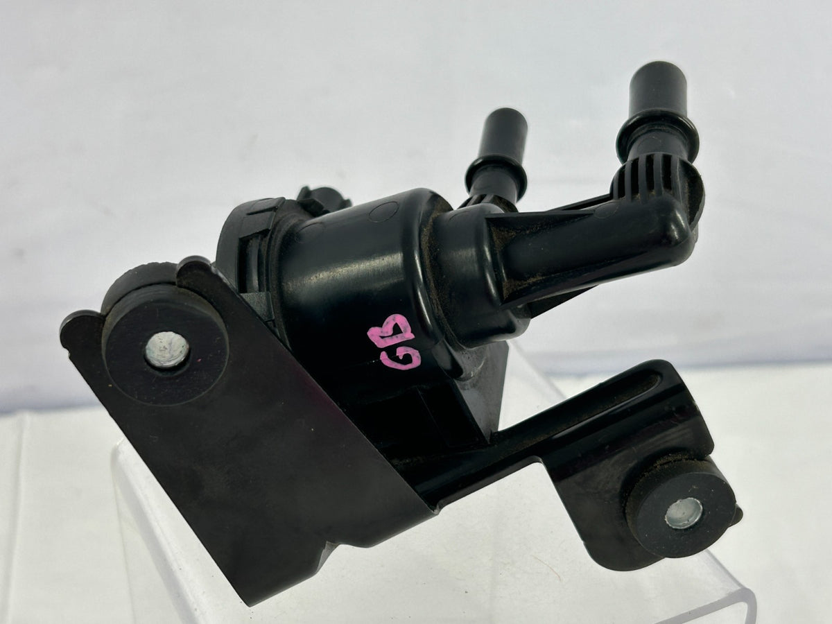07-15 Mazda Cx-9 Engine Fuel EVAP Vapor Canister Purge Solenoid OEM CY01-18-740