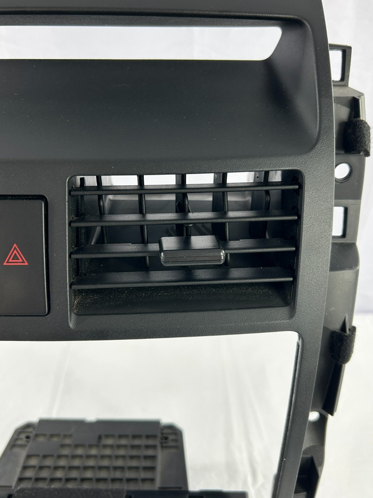 07-09 Mazda CX-9 Radio Dash Trim Bezel & Vent AC Climate Control OEM TD1261190F