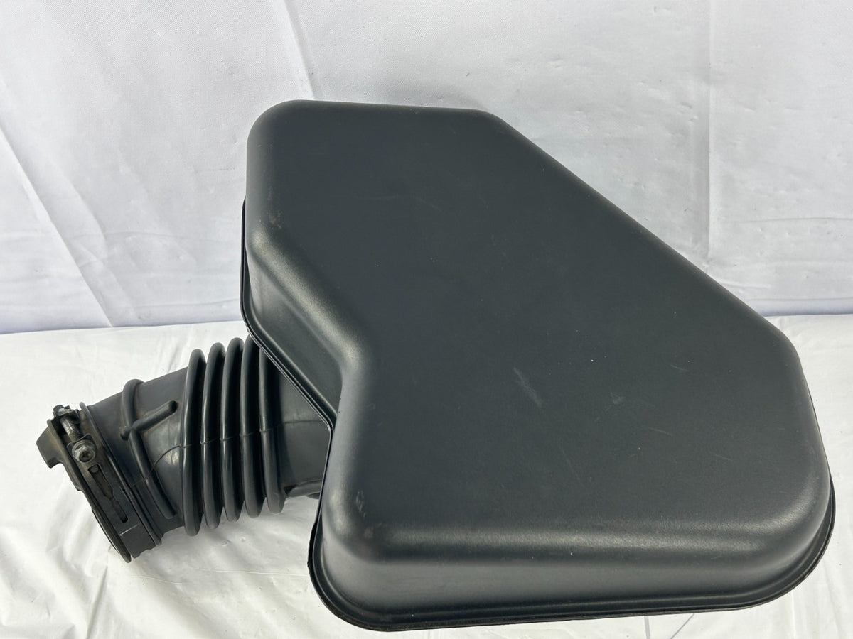2007-2015 Mazda CX-9 Engine Air Filter Cleaner Intake Resonator OEM VP7T4U-9F764