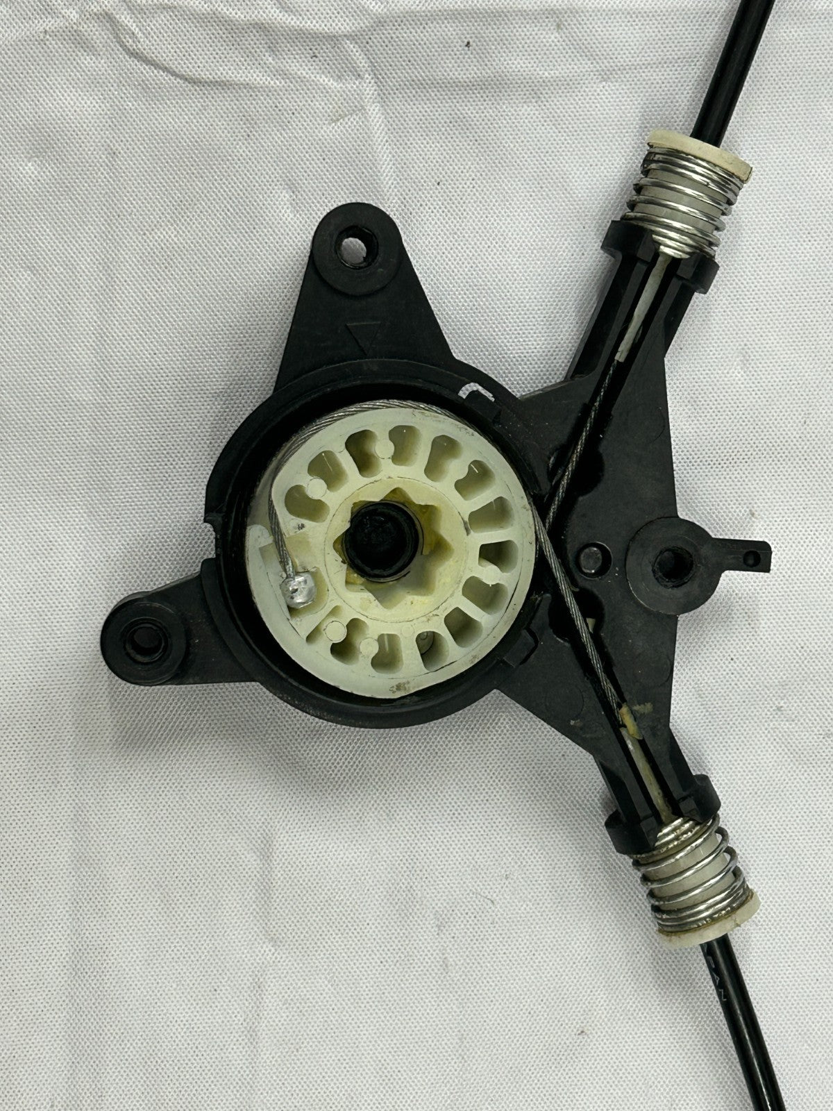 07-15 Mazda CX-9 Front Right Passenger Power Window Regulator OEM TD11-58-590A