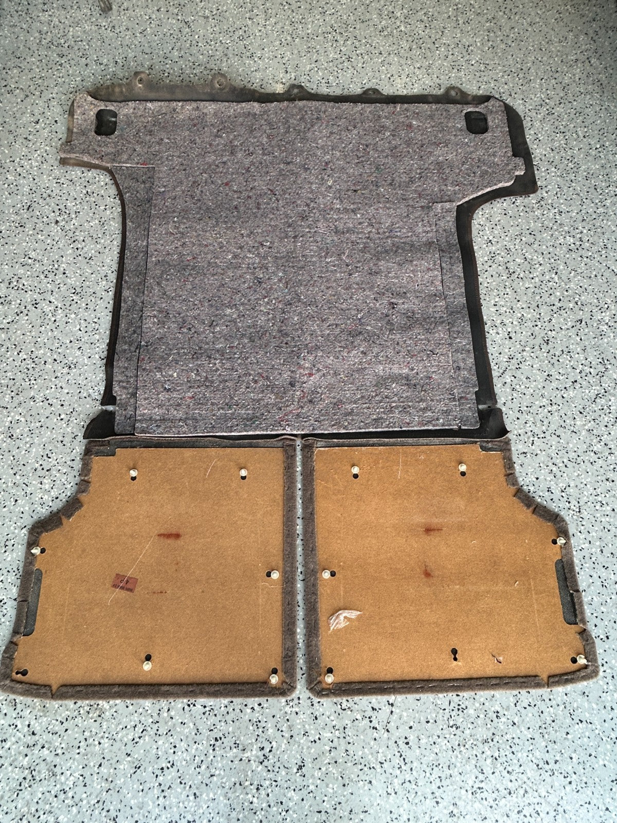 1996-1998 Toyota 4Runner Rear Interior Cab Floor Mat Carpet Brown 58570-35050-E0