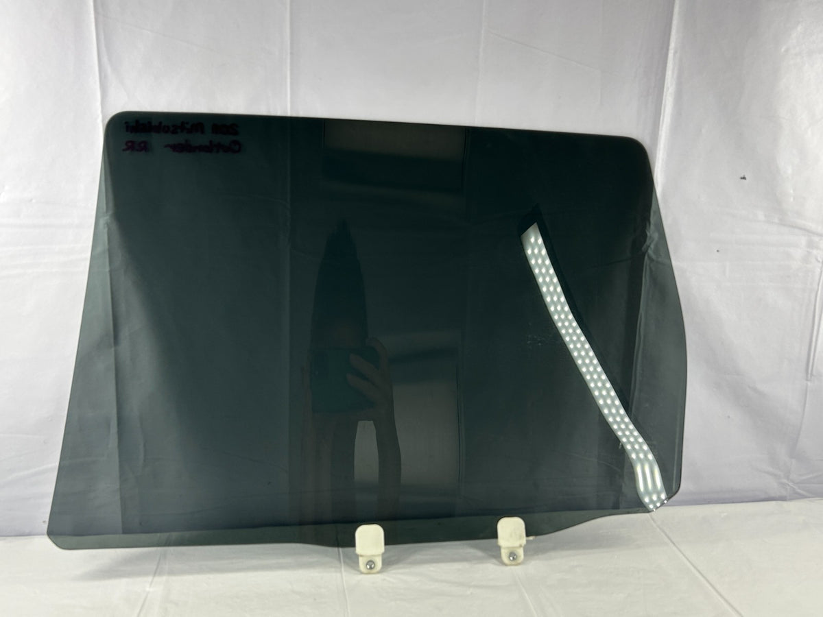 2007-2013 Mitsubishi Outlander Rear Right Door Window Glass Tinted OEM 5736A796