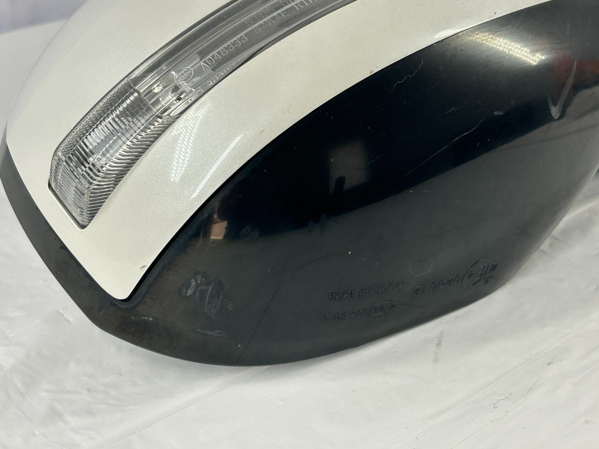 10-13 Mitsubishi Outlander Right Side Power Door Mirror Turn Signal OEM 7632A824