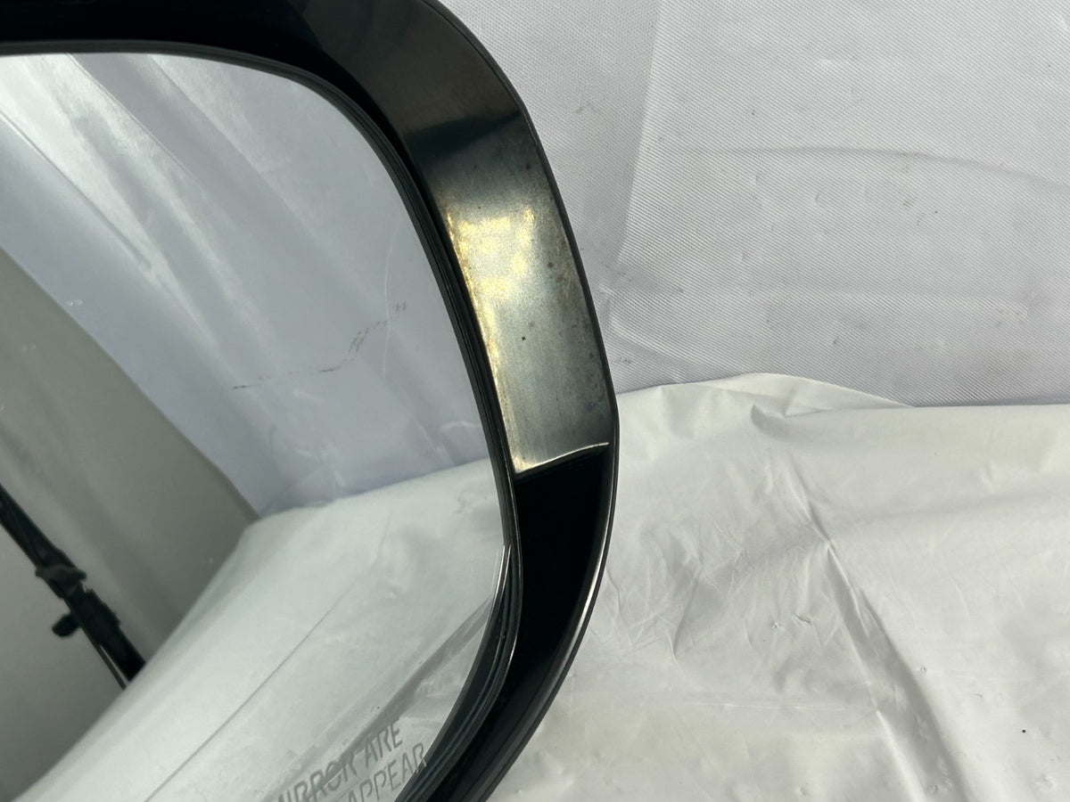 10-13 Mitsubishi Outlander Right Side Power Door Mirror Turn Signal OEM 7632A824