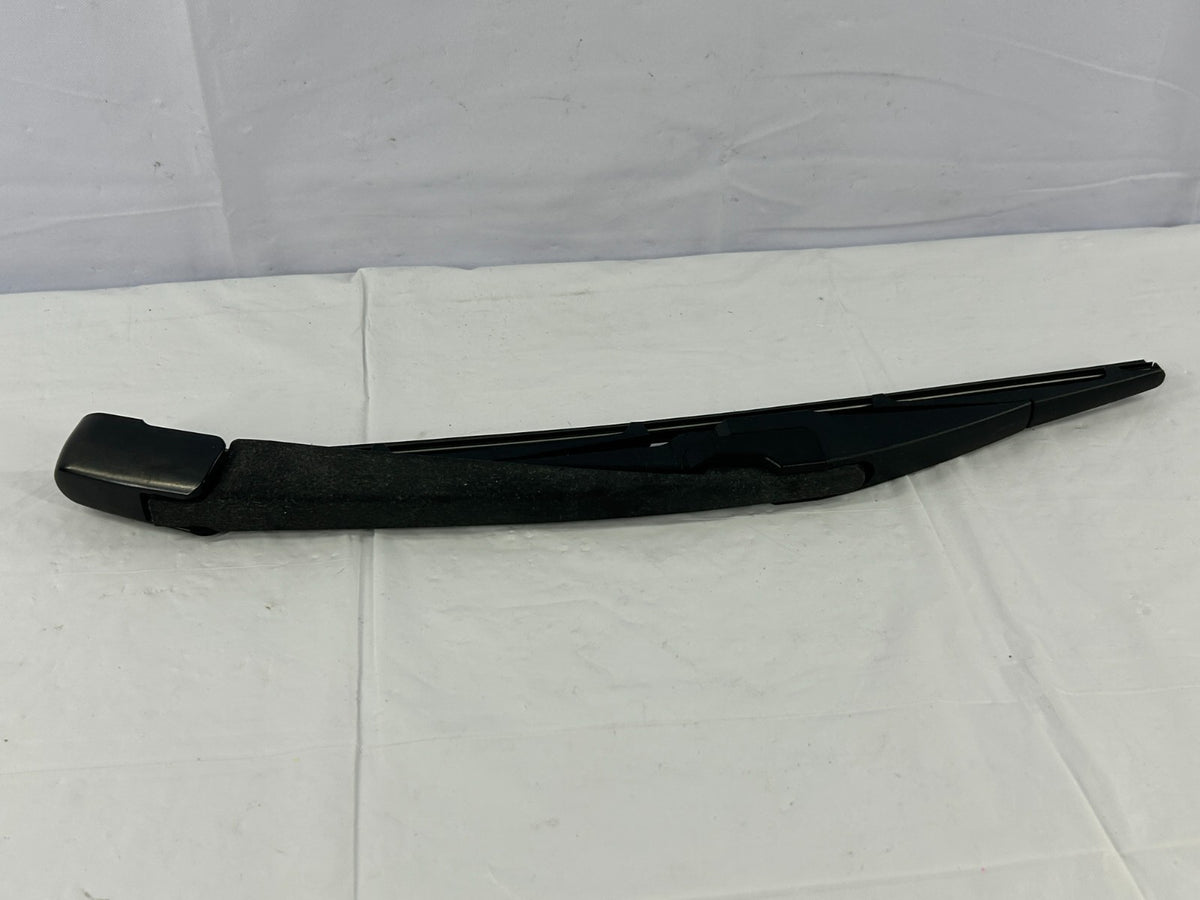 2007-2013 Mitsubishi Outlander Rear Windshield Wiper Arm with Blade OEM 8253A029