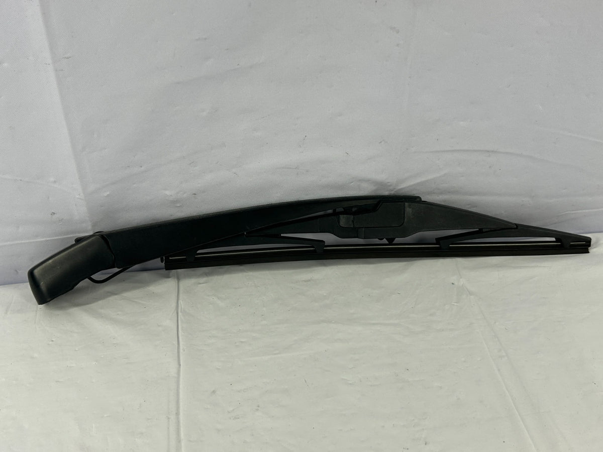 2007-2013 Mitsubishi Outlander Rear Windshield Wiper Arm with Blade OEM 8253A029