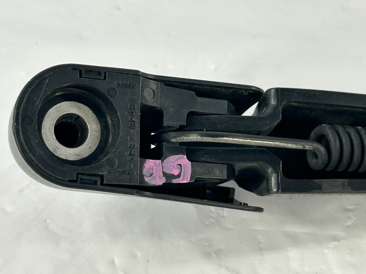 2007-2013 Mitsubishi Outlander Rear Windshield Wiper Arm with Blade OEM 8253A029