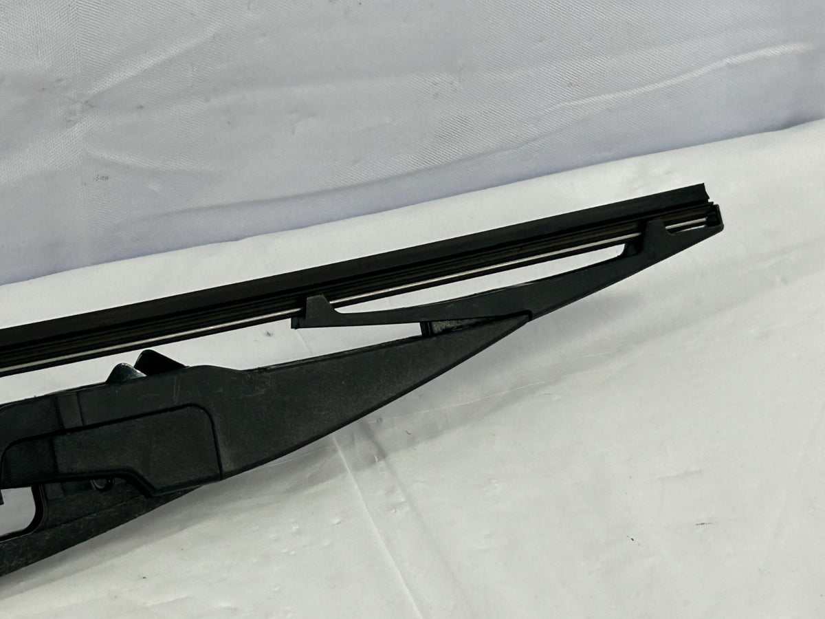 2007-2013 Mitsubishi Outlander Rear Windshield Wiper Arm with Blade OEM 8253A029