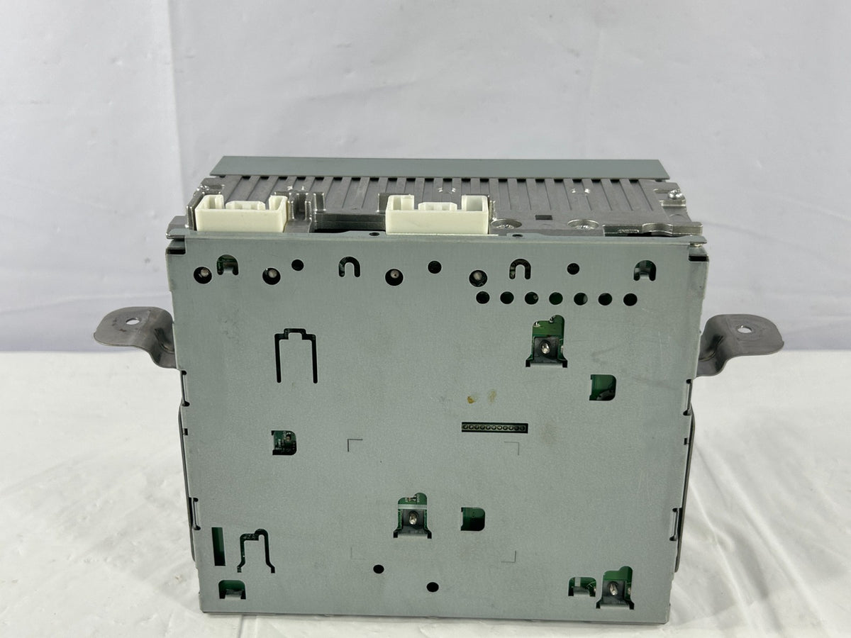 11-13 Mitsubishi Outlander Front Dash AM FM Radio CD Player Unit OEM 8701A469