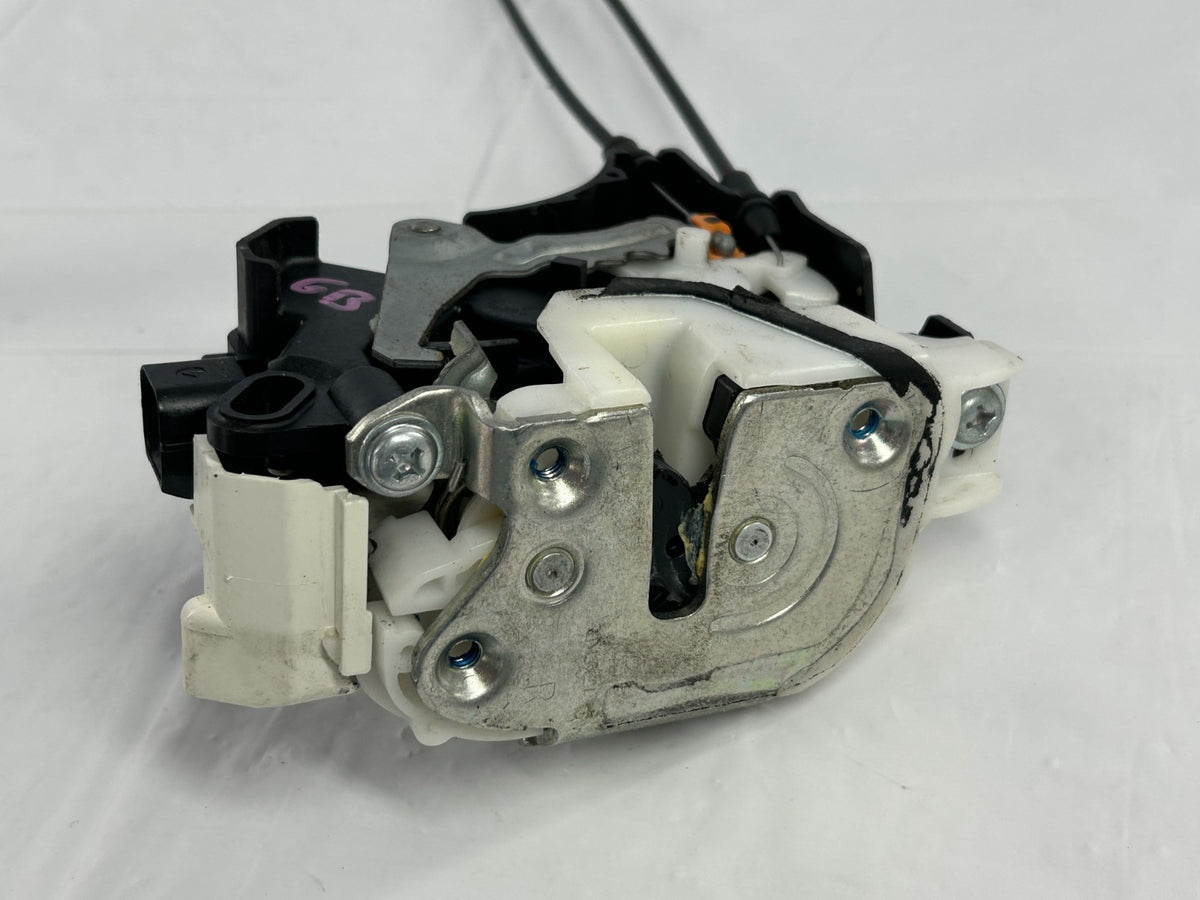 2007-2013 Mitsubishi Outlander Front Right Door Latch Lock Actuator OEM 5715A326