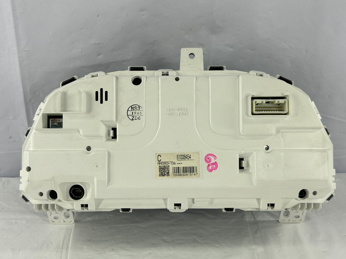 2011-2012 Mitsubishi Outlander Speedometer Instrument Cluster 160K OEM 8100B454