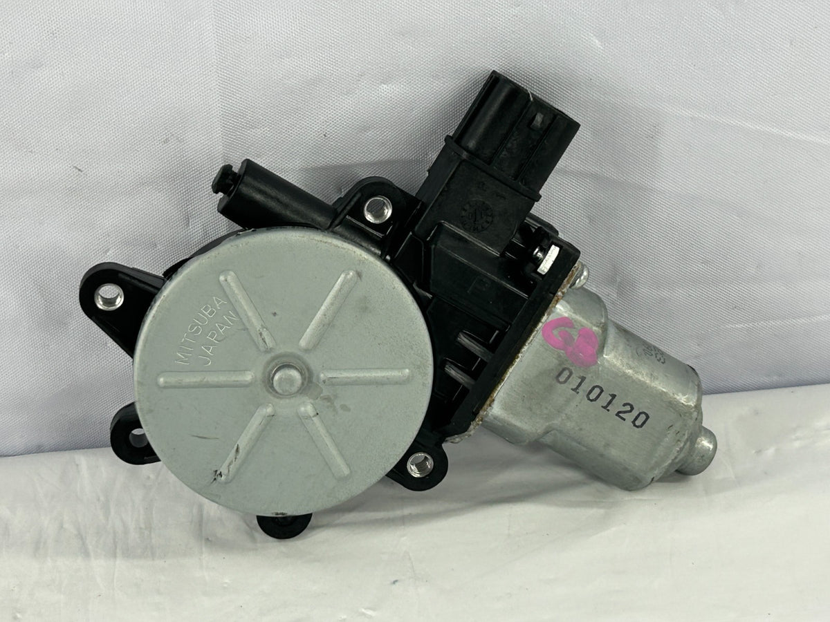 2007-2012 Mitsubishi Outlander Front Right Door Power Window Motor OEM 5713A090