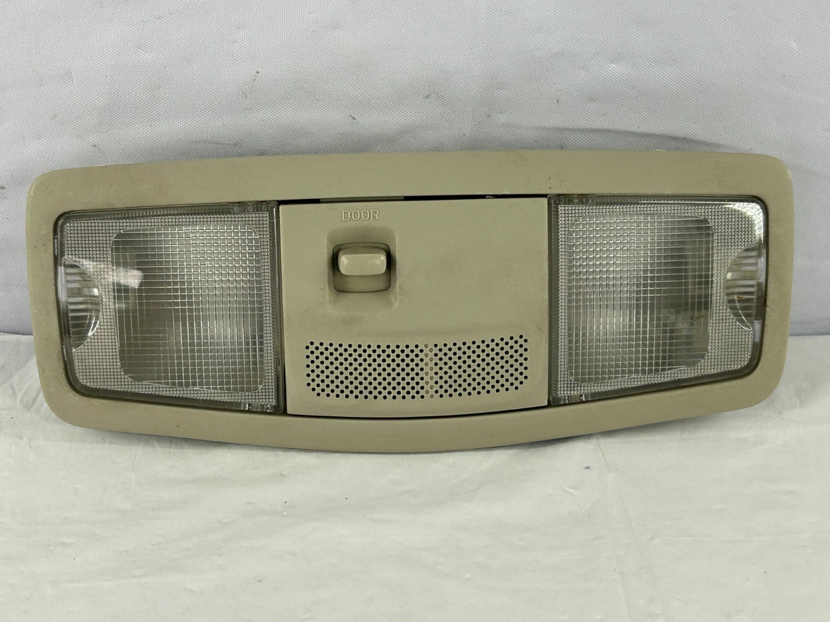 2009-2013 Mitsubishi Outlander Front Overhead Dome Light Lamp OEM 8401A009HA