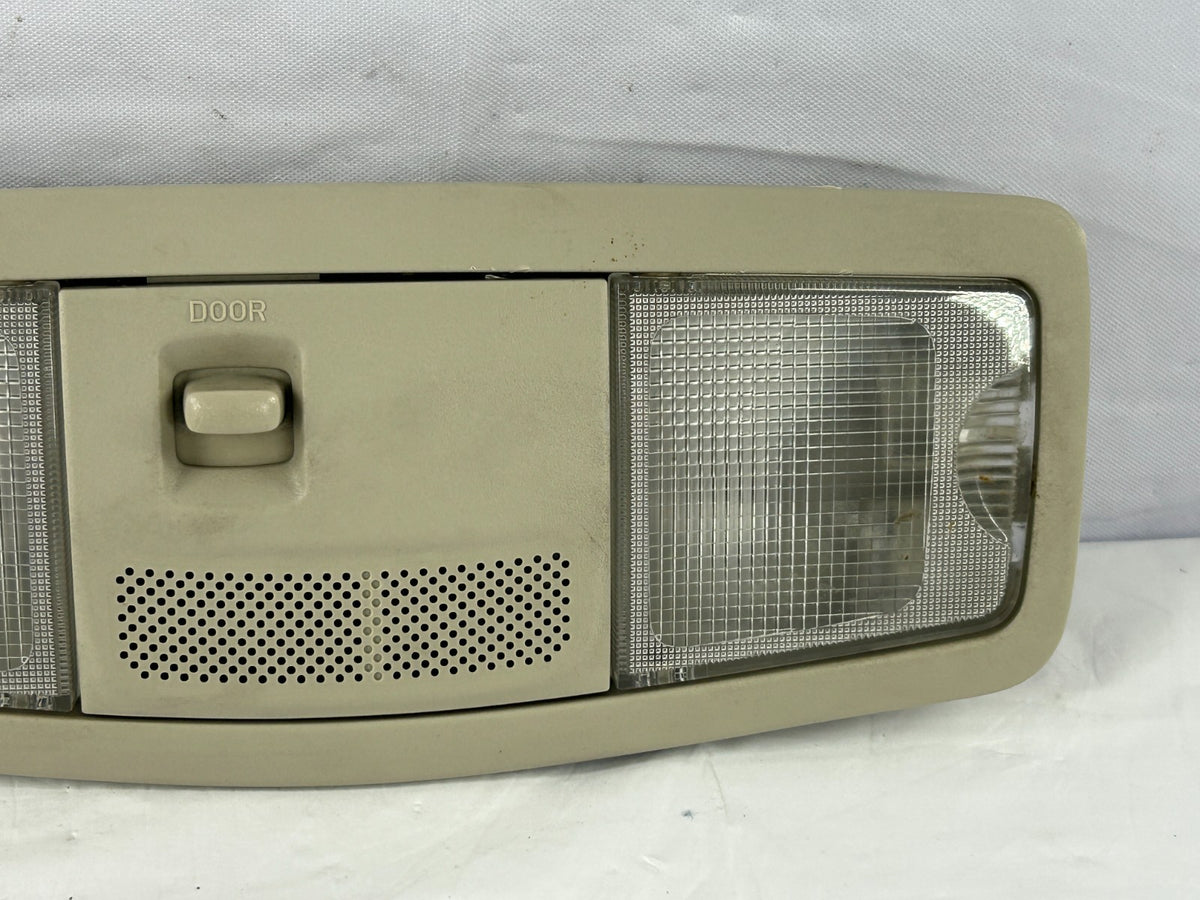 2009-2013 Mitsubishi Outlander Front Overhead Dome Light Lamp OEM 8401A009HA
