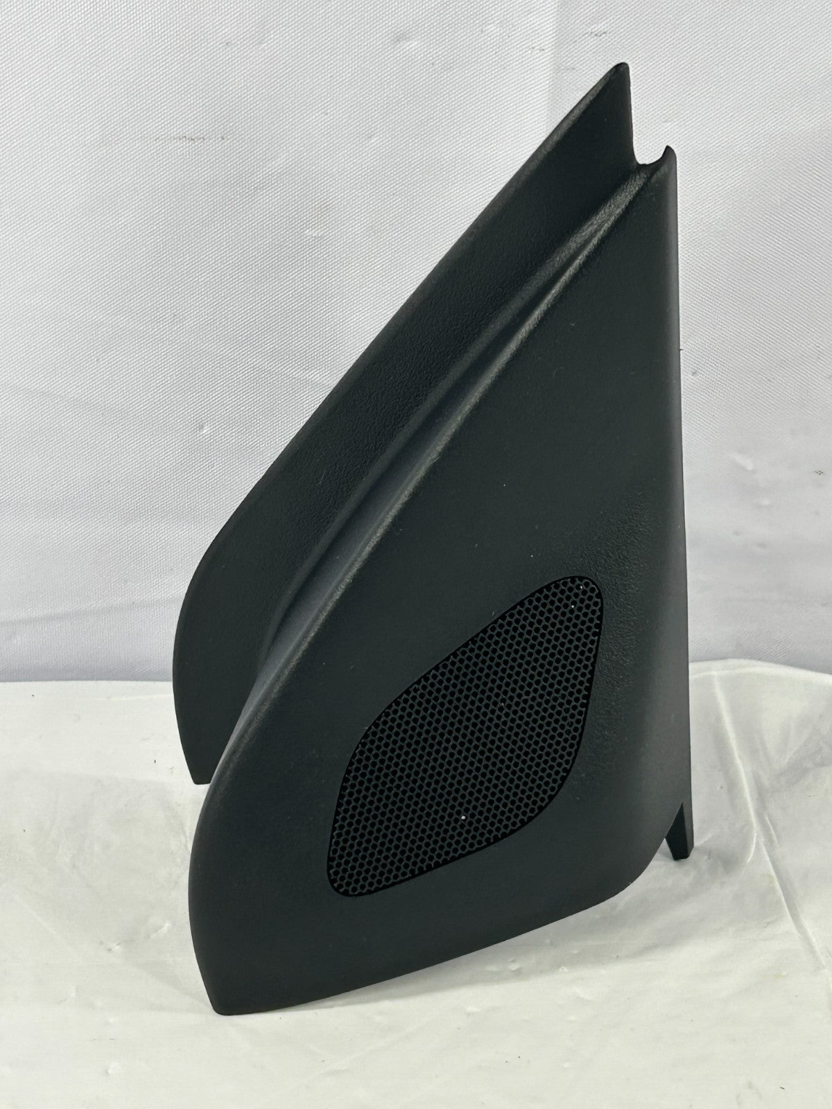 2007-2013 Mitsubishi Outlander Right Tweeter Speaker & Trim Black OEM 7221A804