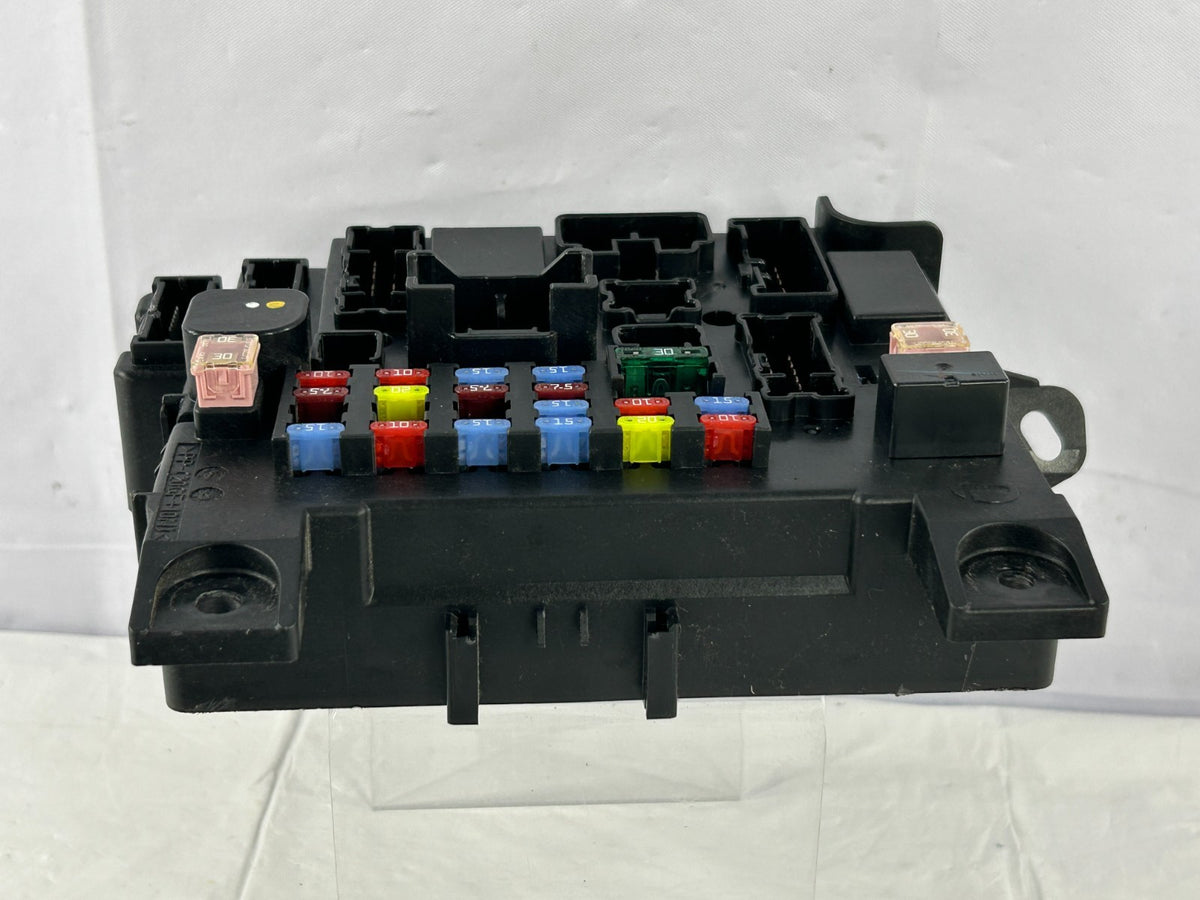 2008-2013 Mitsubishi Outlander Interior Cabin Fuse Box Relay Block OEM 8637A643