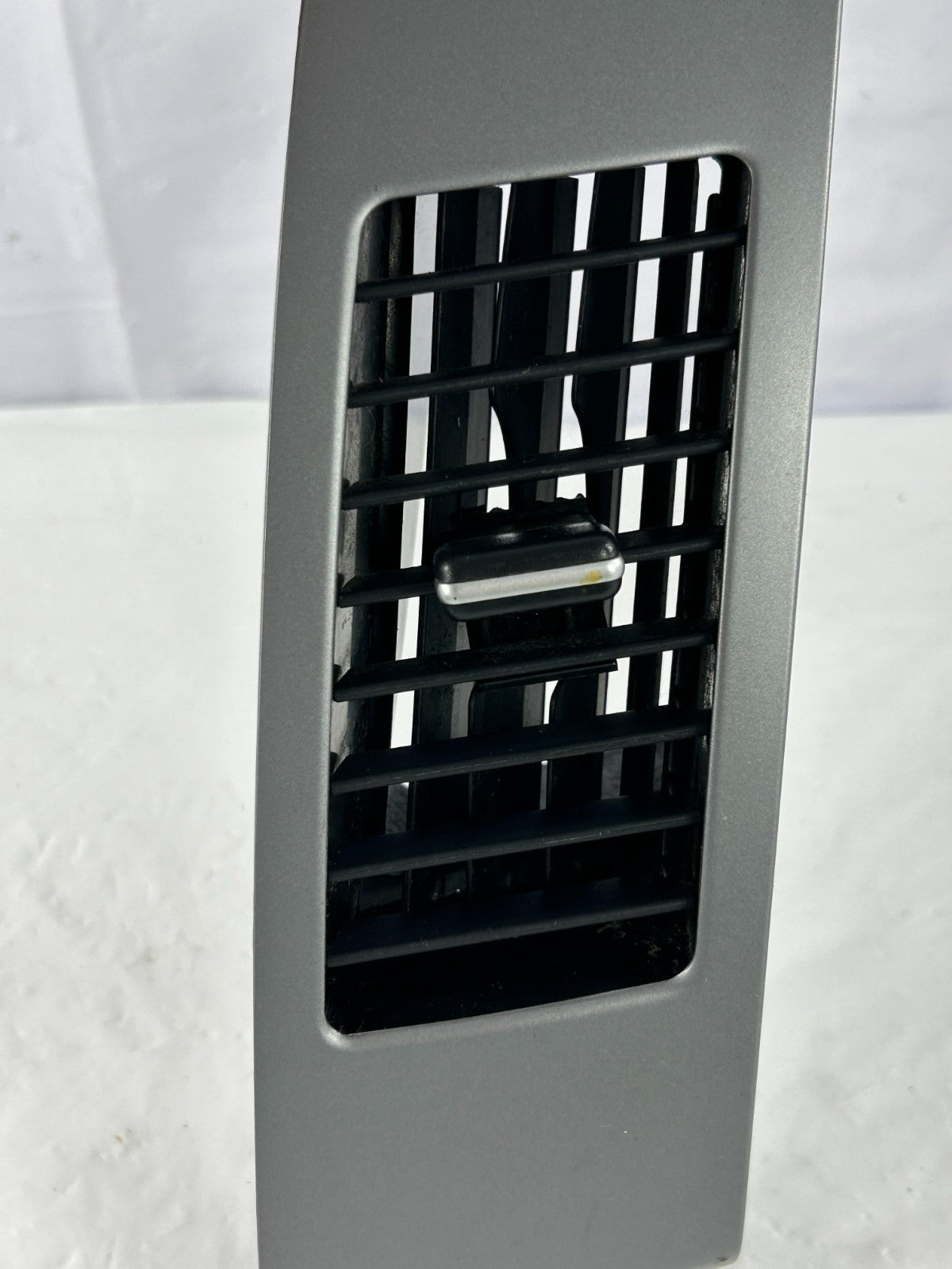 11-13 Mitsubishi Outlander Right Dash Center AC Air Vent Grille OEM 8030A014ZZ