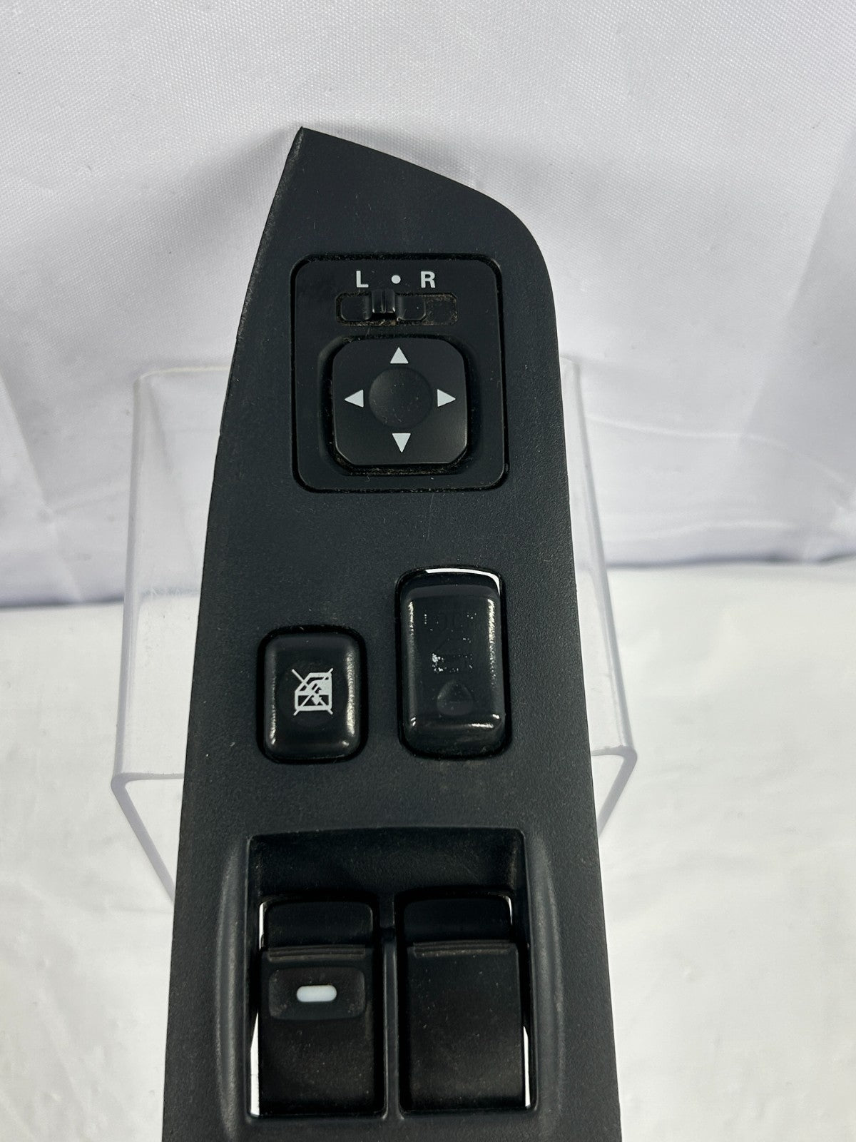 07-13 Mitsubishi Outlander Front Left Door Master Window Switch OEM 8608A187