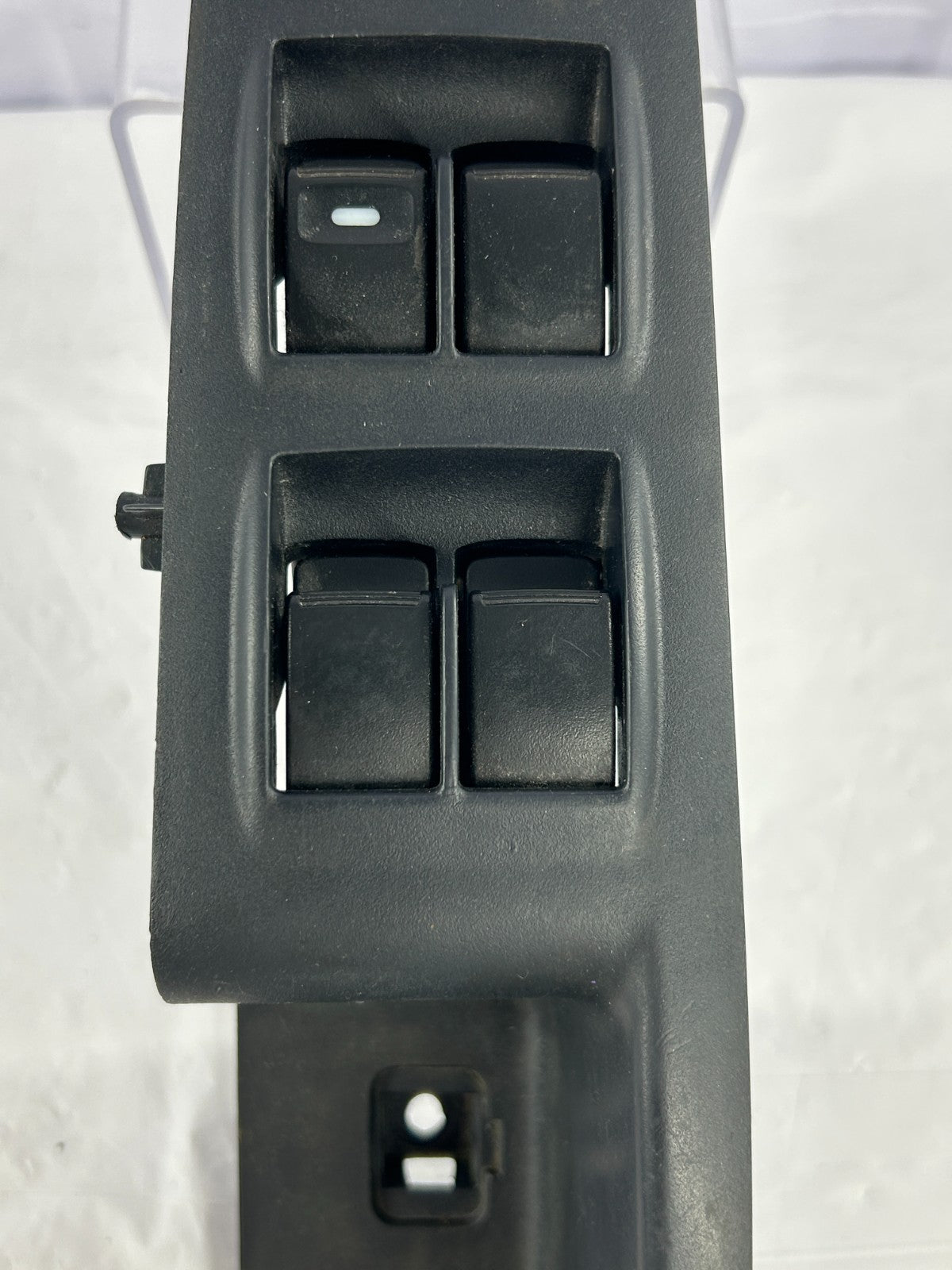 07-13 Mitsubishi Outlander Front Left Door Master Window Switch OEM 8608A187