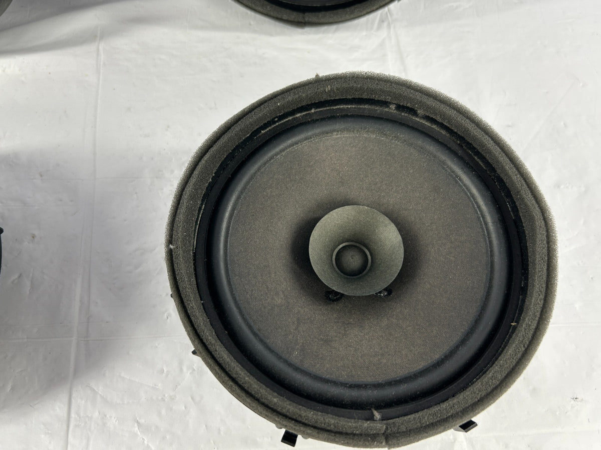 07-13 Mitsubishi Outlander Front Rear Door Audio Speakers Set of 4 OEM 8720A017